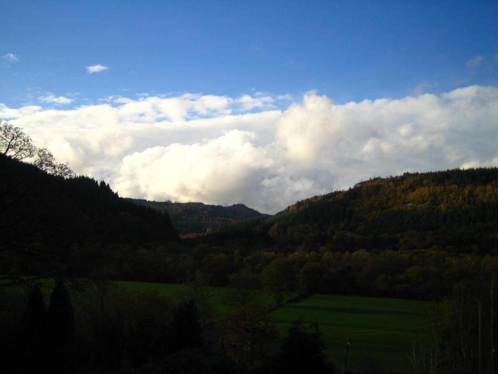 Llety Betws Hotel ภายนอก รูปภาพ