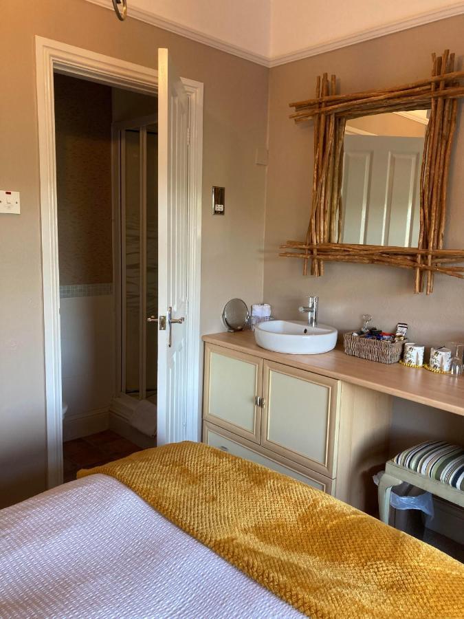 Llety Betws Hotel ภายนอก รูปภาพ